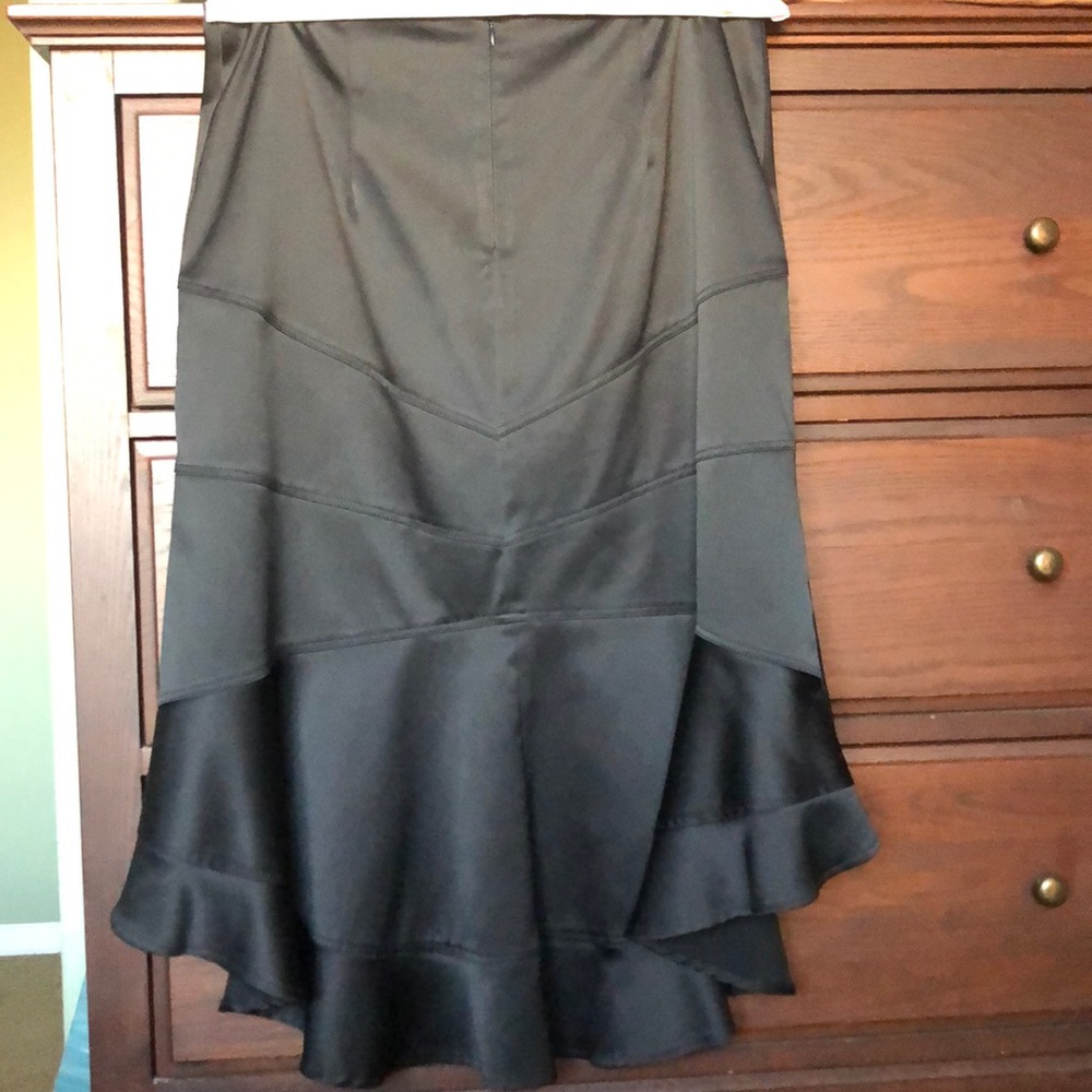 3/4 Length Ruffle Skirt - Picture 2 of 2
